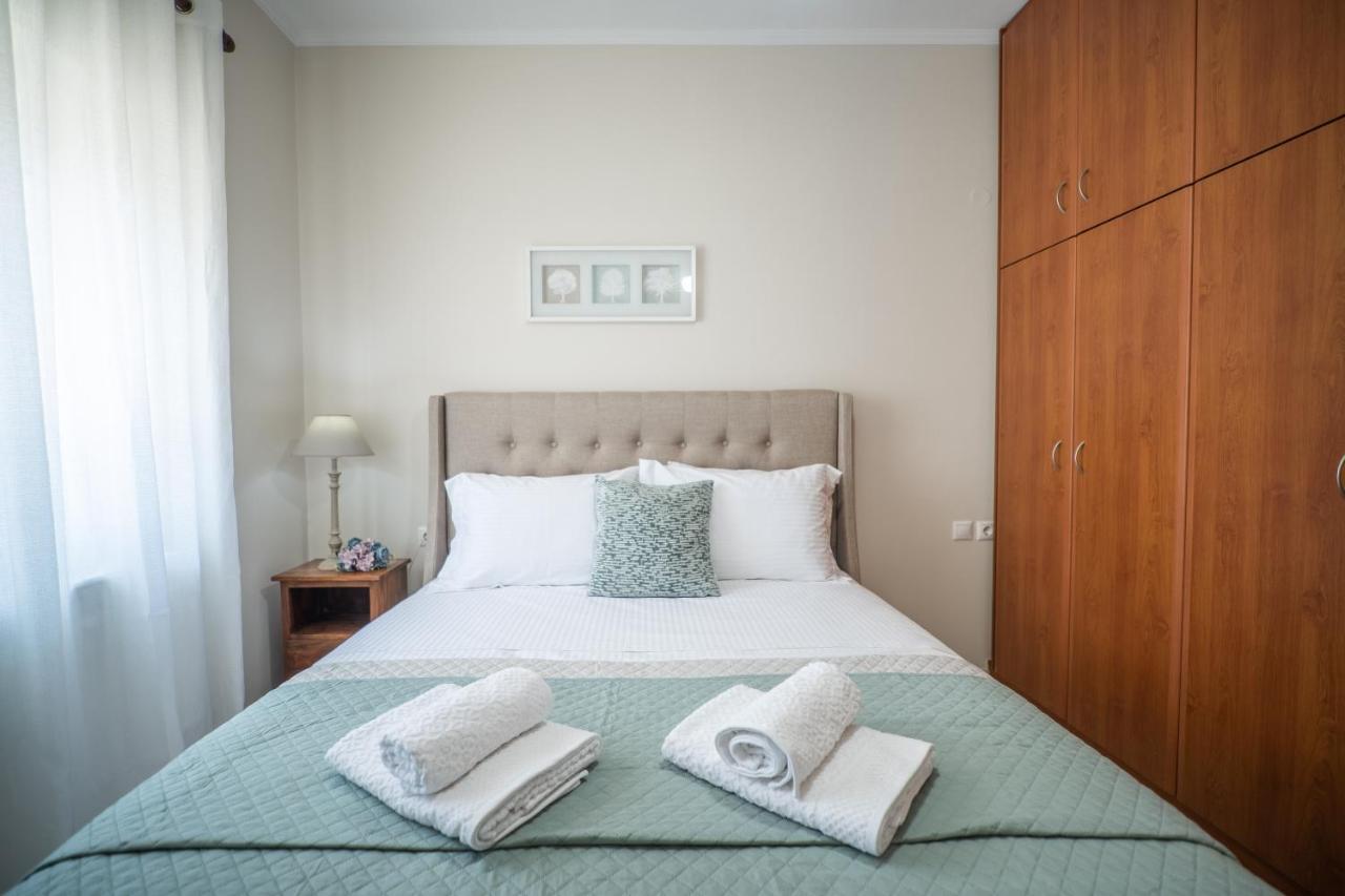 Ammoutsiani Cozy 1 By 8essentially *